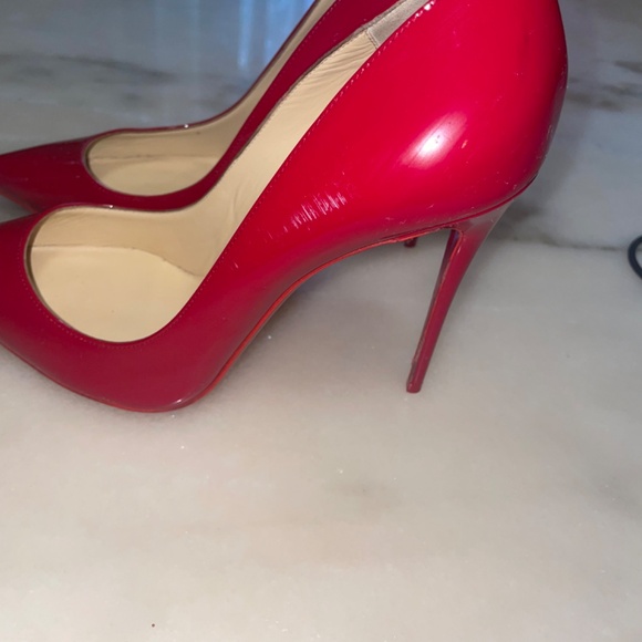 Heels - Picture 4 of 4